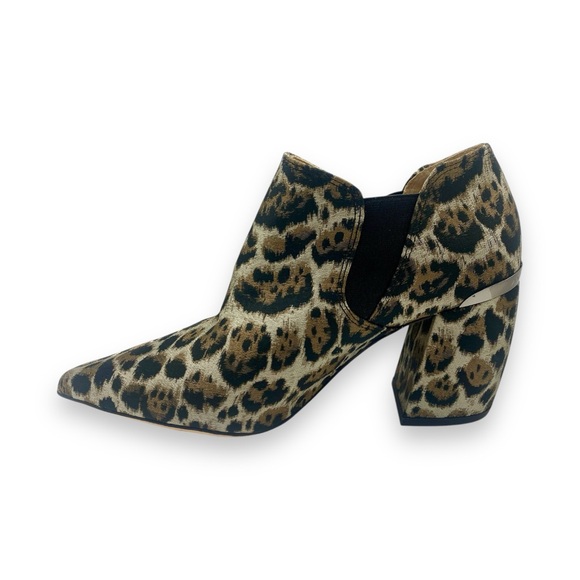 Antonio Melani Maxinee Animal Print Block 3" Heel Ankle Boots Size 8.5M - Picture 9 of 14